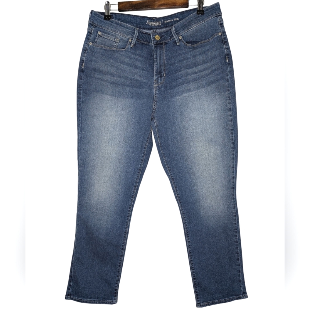 Signature by Levi Strauss Modern Slim Medium Wash Plus Size Blue Jeans Waist 33